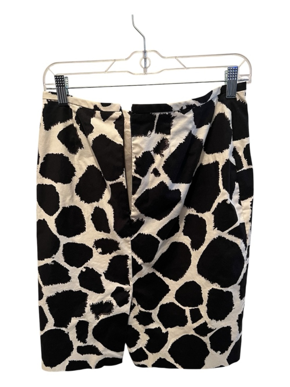 LOFT Black and Ivory Giraffe Print Pencil Skirt Size 4 - Picture 4 of 5